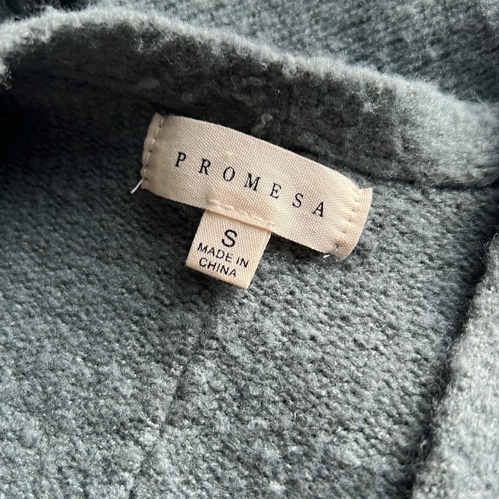 Promesa Open Knit Cardigan Sweater Reverse Hem Sage Green Pockets Woman’s S — image 8 of 8